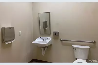 1395 Jungermann Road #E, Saint Peters, MO 63376 - Photo 13