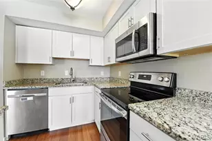 11263 Pineside Dr, Saint Louis, MO 63146 - Photo 5