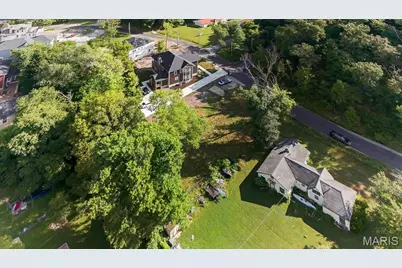 1217 Kiefer Creek Road, Ballwin, MO 63021 - Photo 15