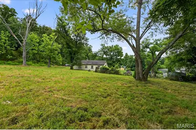 1217 Kiefer Creek Road, Ballwin, MO 63021 - Photo 7