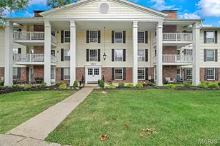 1511 Hampton Hall Dr, Chesterfield, MO 63017 - Photo 3
