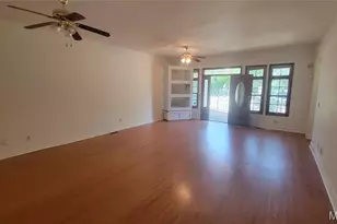 7617 Ivory Ave, Saint Louis, MO 63111 - Photo 5