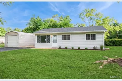 4 Dixie Drive, Fenton, MO 63026 - Photo 1