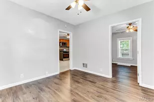 7048 Lansdowne Ave, Saint Louis, MO 63109 - Photo 7