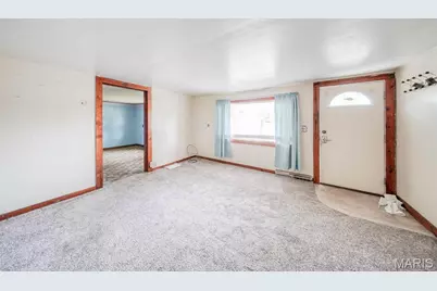 603 W Springfield Street, St James, MO 65559 - Photo 3