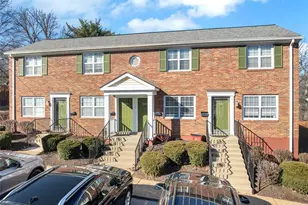 1511 Swallow Dr, Brentwood, MO 63144 - Photo 1