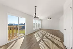 410 Yellow Rose Ct, Wentzville, MO 63385 - Photo 17