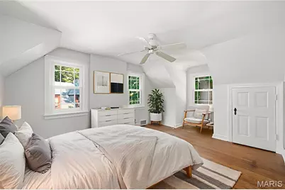 1077 N Jackson Avenue, University City, MO 63130 - Photo 23