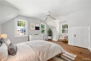 1077 N Jackson Ave, University City, MO 63130 - Photo 23