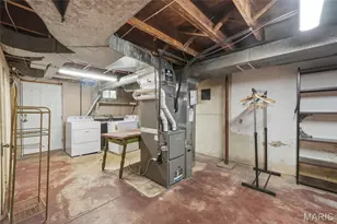 1077 N Jackson Ave, University City, MO 63130 - Photo 33