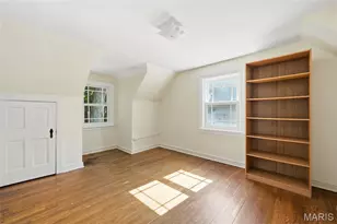 1077 N Jackson Ave, University City, MO 63130 - Photo 27