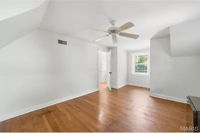 1077 N Jackson Avenue, University City, MO 63130 - Photo 25