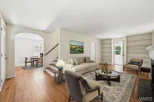 1077 N Jackson Ave, University City, MO 63130 - Photo 3