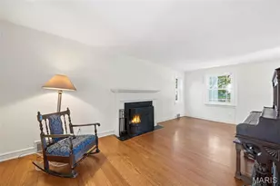 1077 N Jackson Ave, University City, MO 63130 - Photo 5