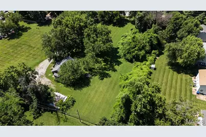 1625 Charbonier Road, Florissant, MO 63031 - Photo 11