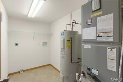 21 Village West Court #201, Washington, MO 63090 - Photo 15