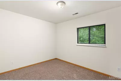 21 Village West Court #201, Washington, MO 63090 - Photo 13