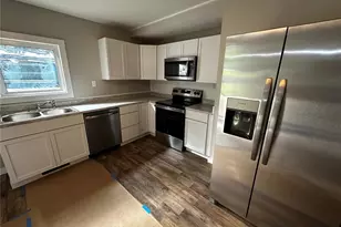 404 N First St, Shelbyville, MO 65565 - Photo 13