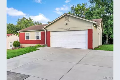 4950 Patricia Ridge Drive, Saint Louis, MO 63033 - Photo 1