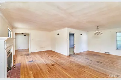 9704 Grandview Drive, Saint Louis, MO 63132 - Photo 9