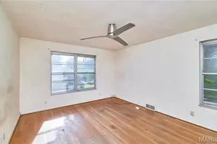 9704 Grandview Dr, Saint Louis, MO 63132 - Photo 17