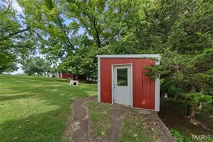 205 E 8th St, Hermann, MO 65041 - Photo 57