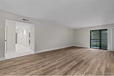514 Coeur De Royale Drive #202, Creve Coeur, MO 63141 - Photo 29