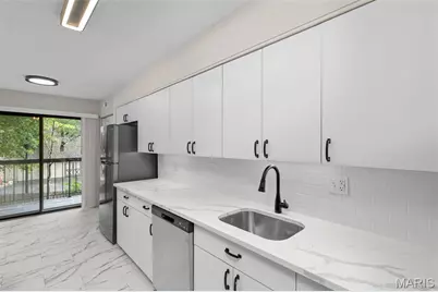 514 Coeur De Royale Drive #202, Creve Coeur, MO 63141 - Photo 29