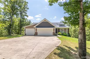 223 Timber Wy Dr, Poplar Bluff, MO 63901 - MLS 25053034 - Coldwell Banker