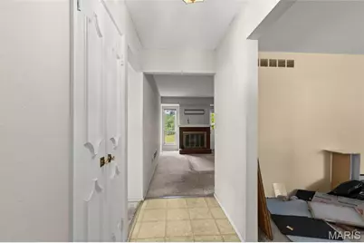 14663 Rouvre Drive, Florissant, MO 63034 - Photo 5