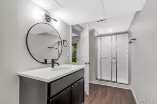 12817 Pointe Dr, Sunset Hills, MO 63127 - Photo 35