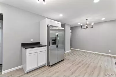 1480 Burning Tree Drive, Florissant, MO 63033 - Photo 7