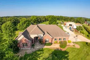 1483 Cedar Ridge Dr, Hermann, MO 65041 - Photo 7