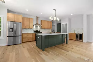 229 Victor Ct, Ballwin, MO 63021 - Photo 9