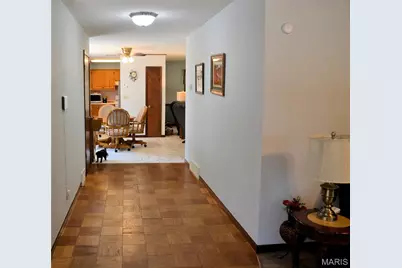 11 D Ville Place, Hannibal, MO 63401 - Photo 3