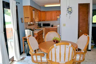 11 D Ville Pl, Hannibal, MO 63401 - Photo 5