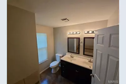 1218 Saddlemaker Drive, Saint Charles, MO 63304 - Photo 11