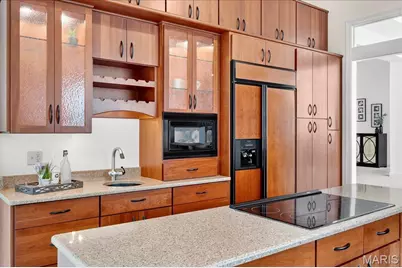 655 Spyglass Summit Drive, Chesterfield, MO 63017 - Photo 13