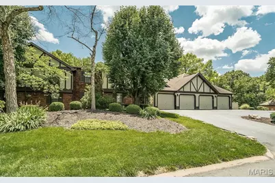 1621 Walpole Drive #B, Chesterfield, MO 63017 - Photo 1