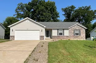 191 Gardenia Dr, Troy, MO 63379 - Photo 1