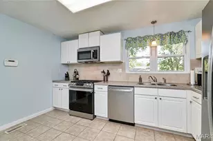 1211 Big Bend Rd, Ballwin, MO 63021 - Photo 11