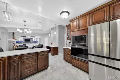 9 Kirken Knoll Drive, Town and Country, MO 63131 - Photo 17