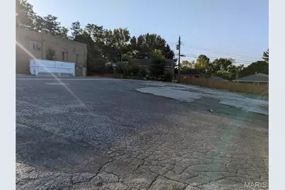 1434 Chambers Road, Saint Louis, MO 63135 - Photo 25