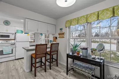 1745 Herault Place #B, Saint Louis, MO 63125 - Photo 7