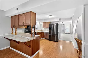 16 Midland Ave, Maryland Heights, MO 63043 - Photo 9