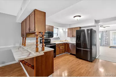 16 Midland Avenue, Maryland Heights, MO 63043 - Photo 15