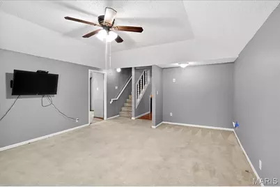 16 Midland Avenue, Maryland Heights, MO 63043 - Photo 5