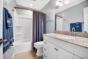 1329 Summergate Pkwy, Saint Charles, MO 63303 - Photo 19