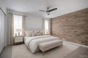 648 Coeur de Royale Dr, Creve Coeur, MO 63141 - Photo 7