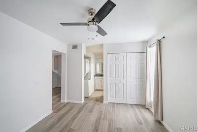 648 Coeur De Royale Drive #B, Creve Coeur, MO 63141 - Photo 9